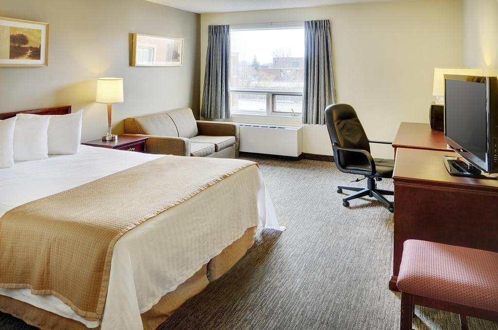 Travelodge Hotel By Wyndham Vancouver Airport Richmond Exterior photo