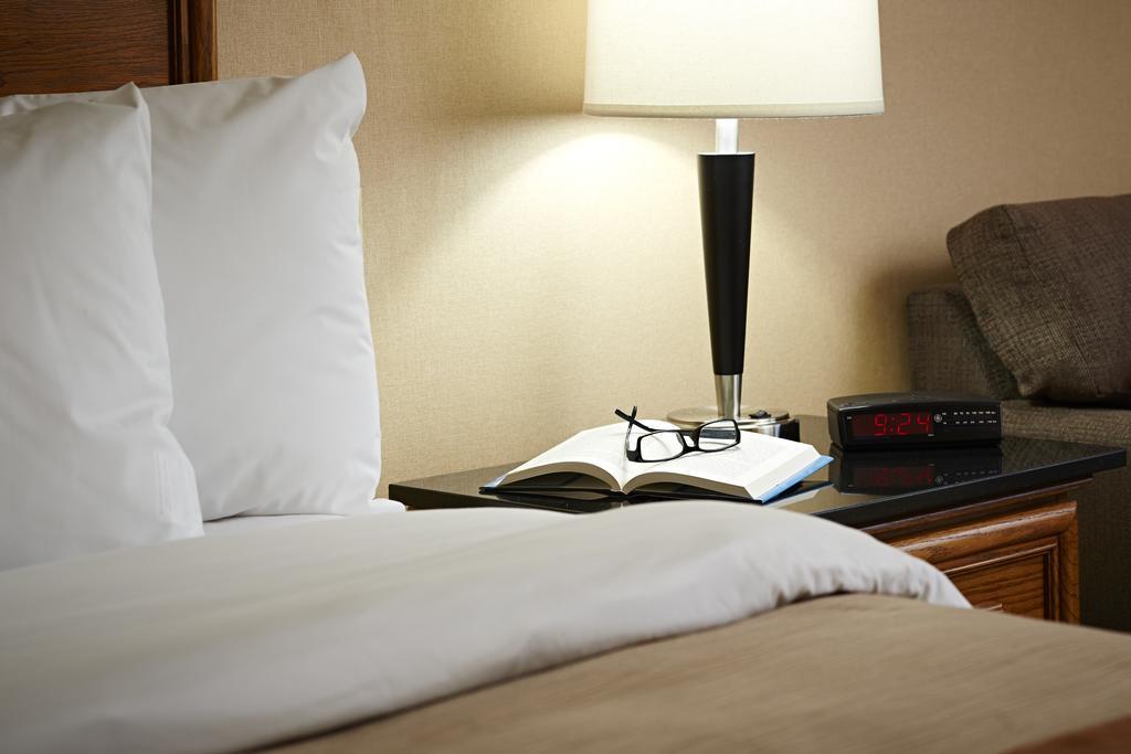 Travelodge Hotel By Wyndham Vancouver Airport Richmond Exterior photo